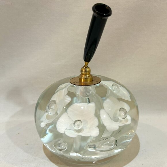 VINTAGE 1970s ST. CLAIR ART GLASS PAPERWEIGHT PEN HOLDER HAND BLOWN White Flower - Picture 3 of 7